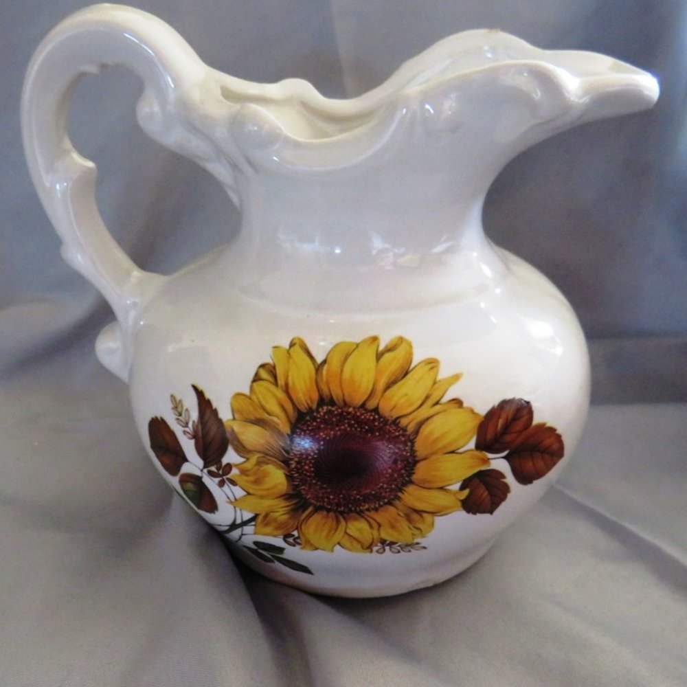 Vintage McCoy Sunflower Pottery Pitcher and Bowl - Picture 14 of 14